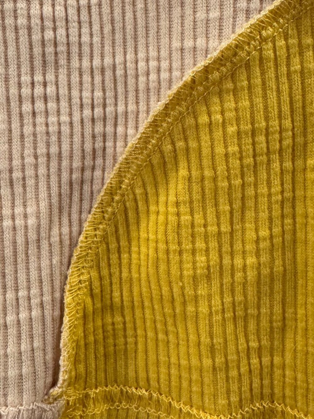 Sadie & Sage Colorblock Asymmetrical Wave Ribbed Crop Tank Top Yellow Beige Smal
